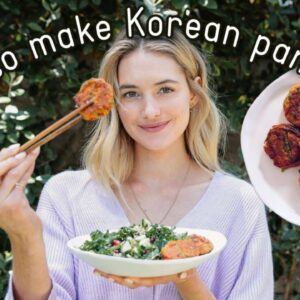 How to make Korean Pancakes + healthy salad recipe // Discover Korea Live 2021
