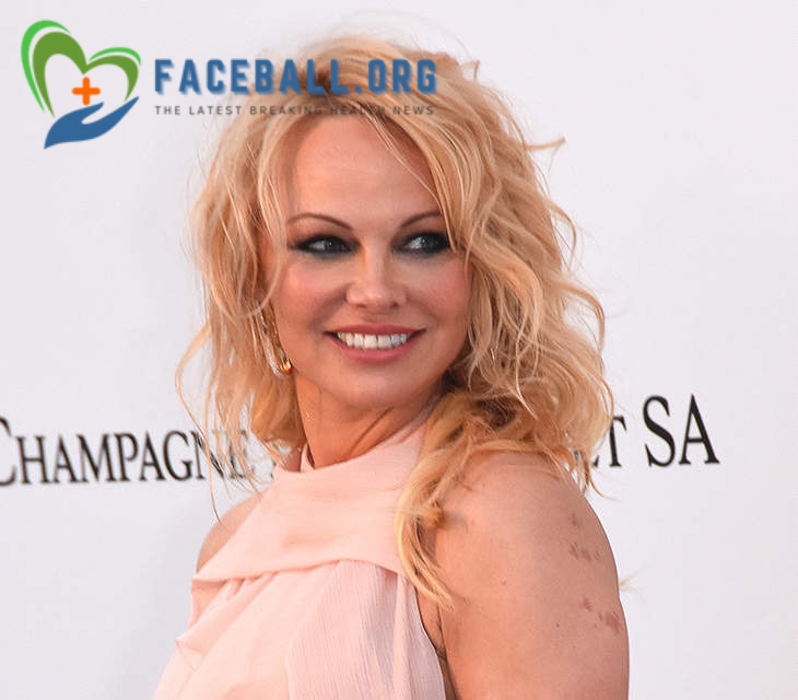 Pamela Anderson Net Worth